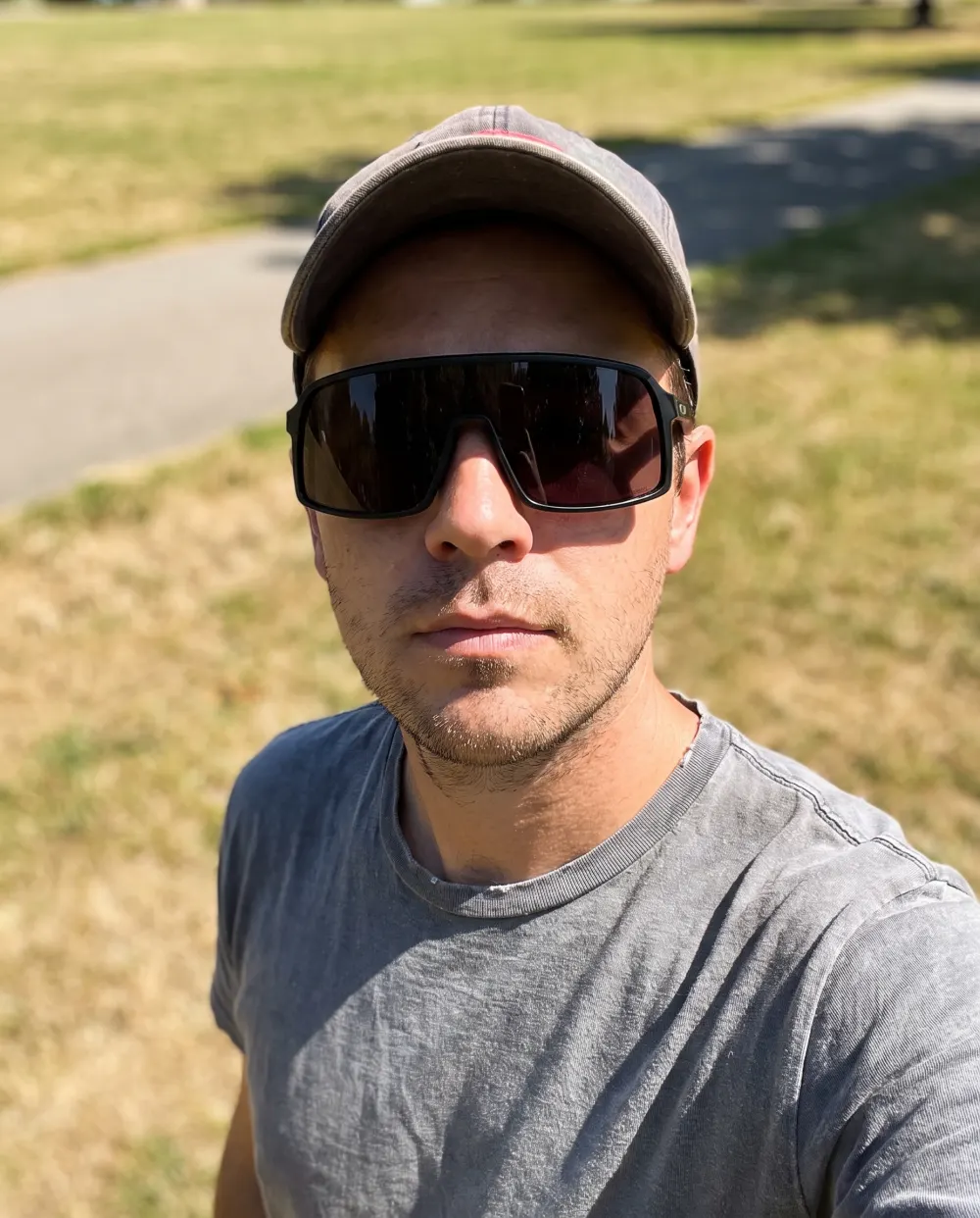 Sunglasses versus visible eyes — before